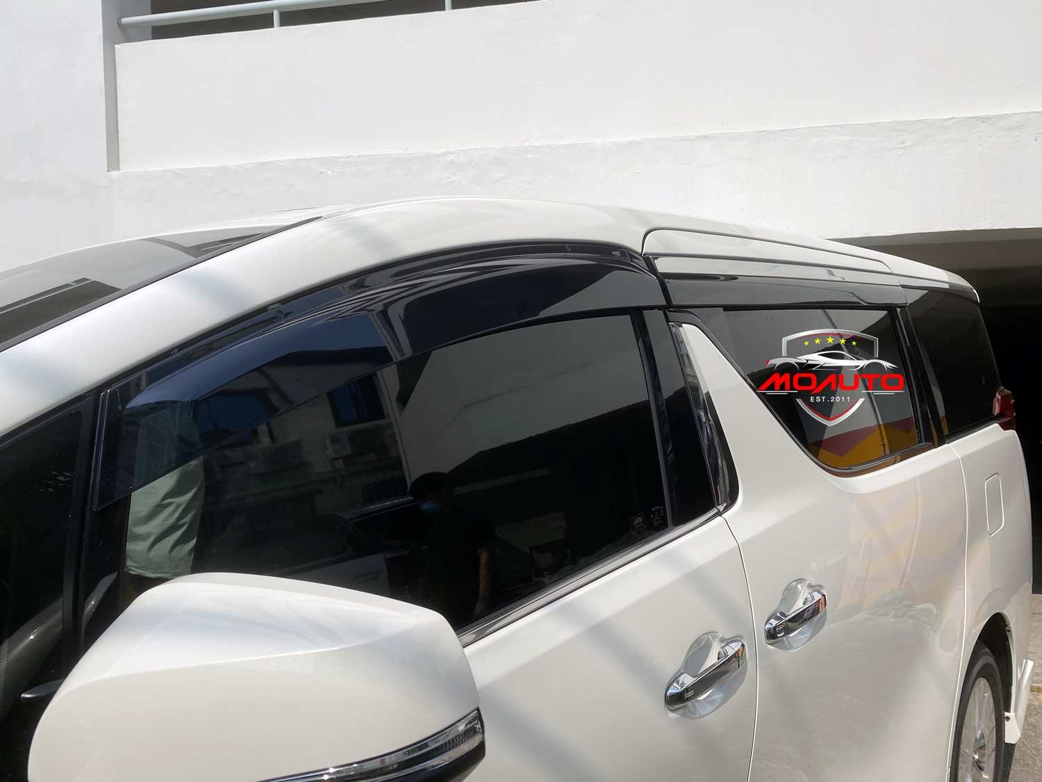 กันสาดสแตนเลท ALPHARD / VELLFIRE MC