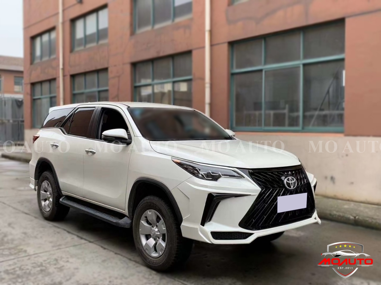 โคมไฟหน้า ทรง LEXUS Style Fortuner 2016-2021