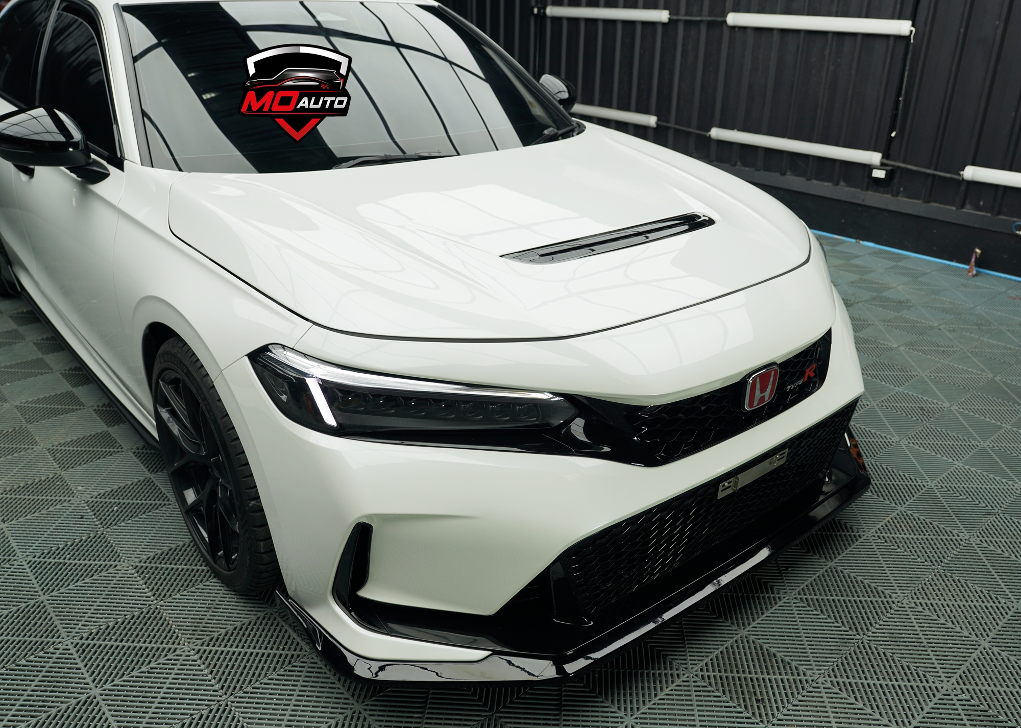 ลิ้นกันชนหน้าดำเงา TYPE-R V2 CIVIC FE