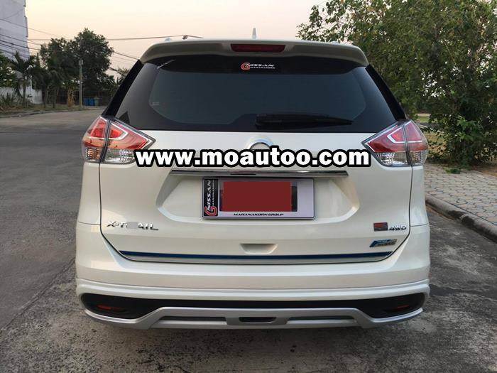 ชุดแต่งสเกิร์ตรอบคัน R&R X-trail