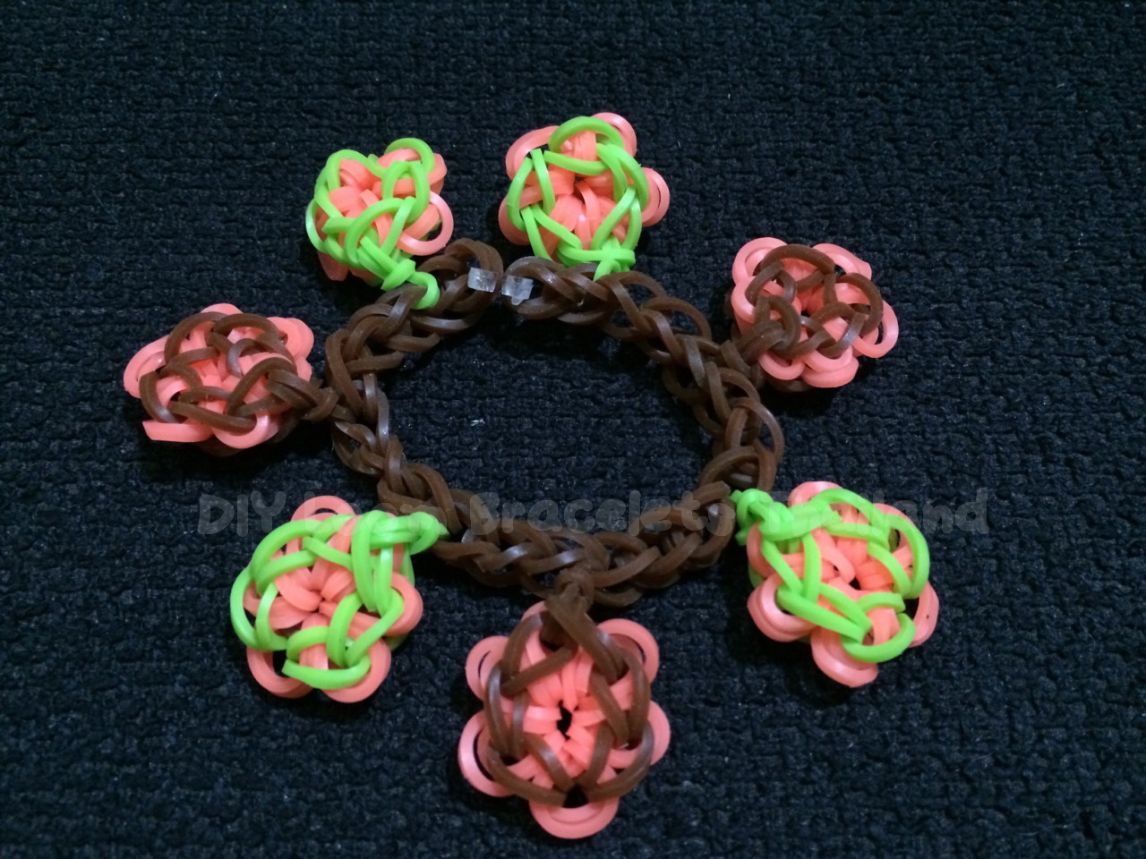 100% Silicone Loom Band สีช็อคโกแลต 600เส้น ( # 28 )