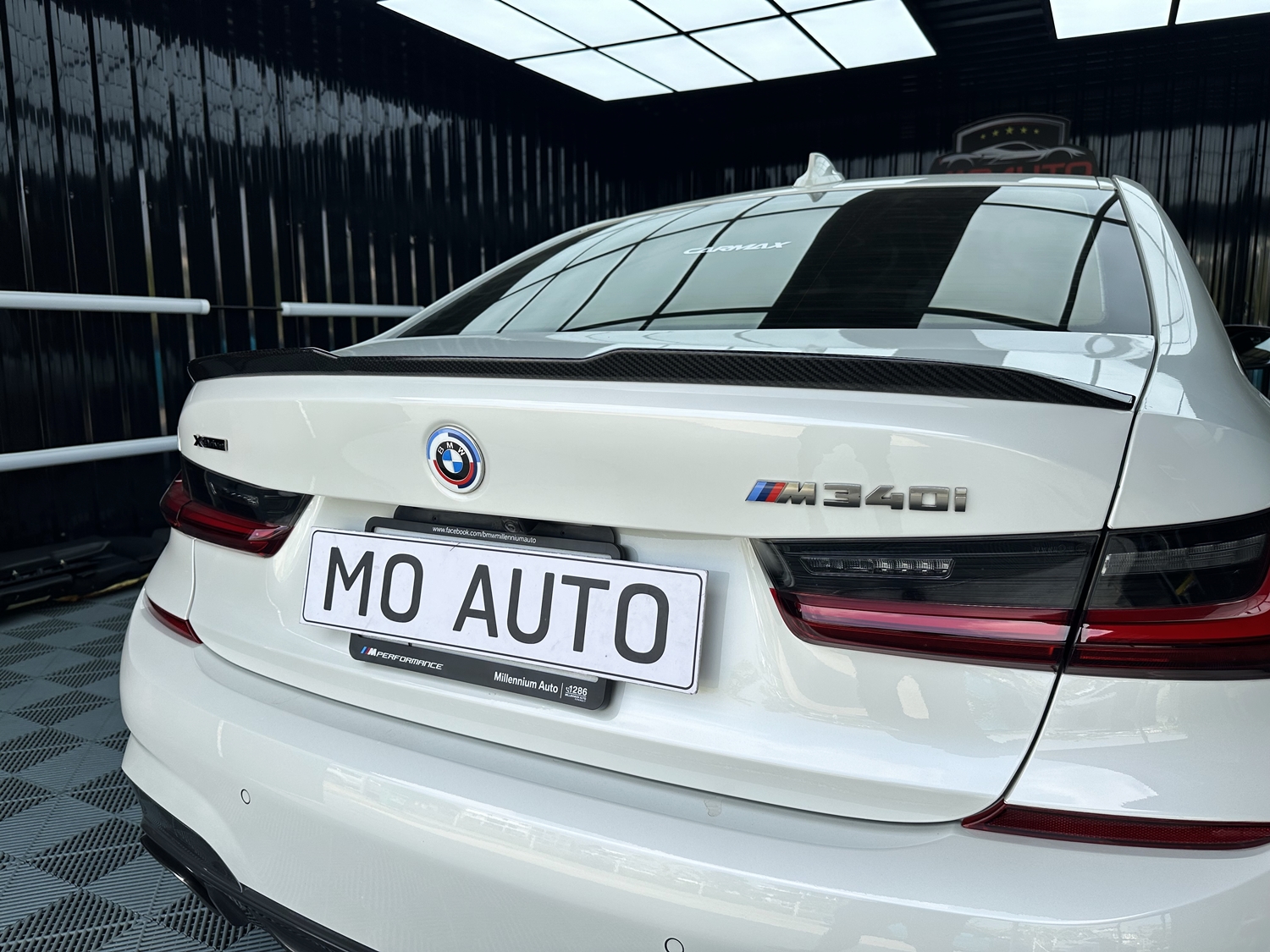 สปอยเลอร์ฝากระโปรงท้าย BMW G20 ทรง M3
