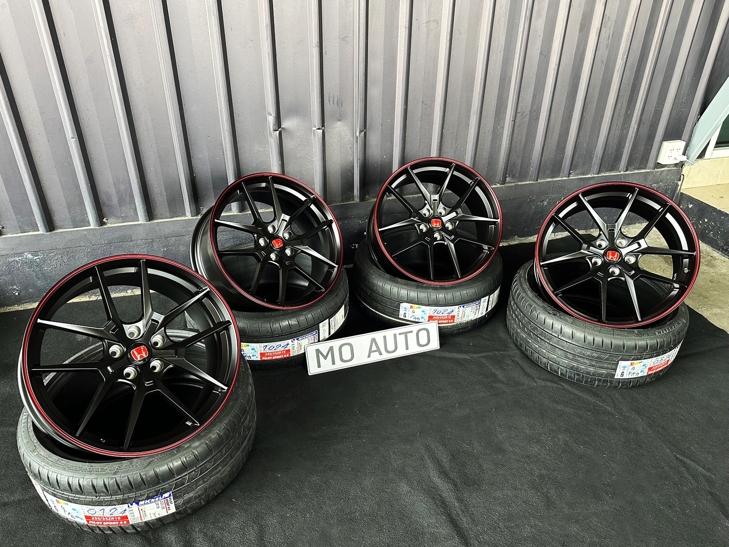 ชุดล้อ FORGED ทรง TYPE-R CIVIC FE