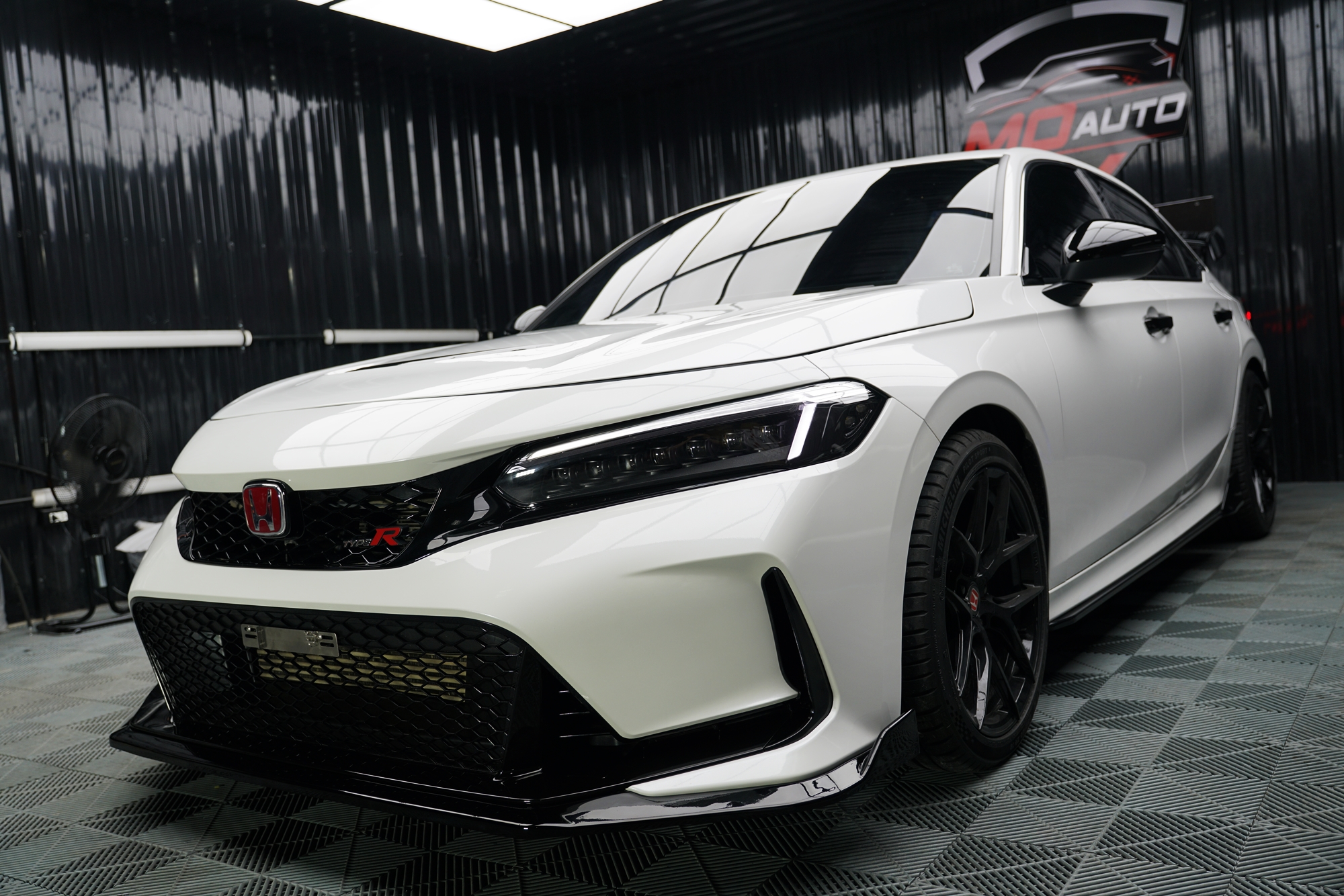 ชุดแต่งกันชนหน้า ทรง TYPE-R สำหรับ CIVIC FE