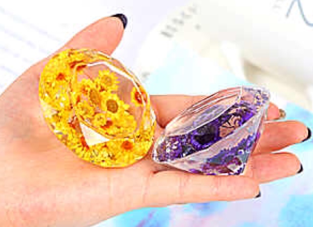 แม่พิมพ์ซิลิโคน รูปเพชร 50 g 6.5*4 cm