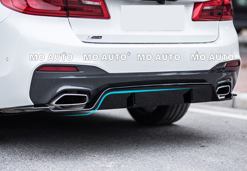 ลิ้นหลัง BMW Series 5 G30 ดำเงา