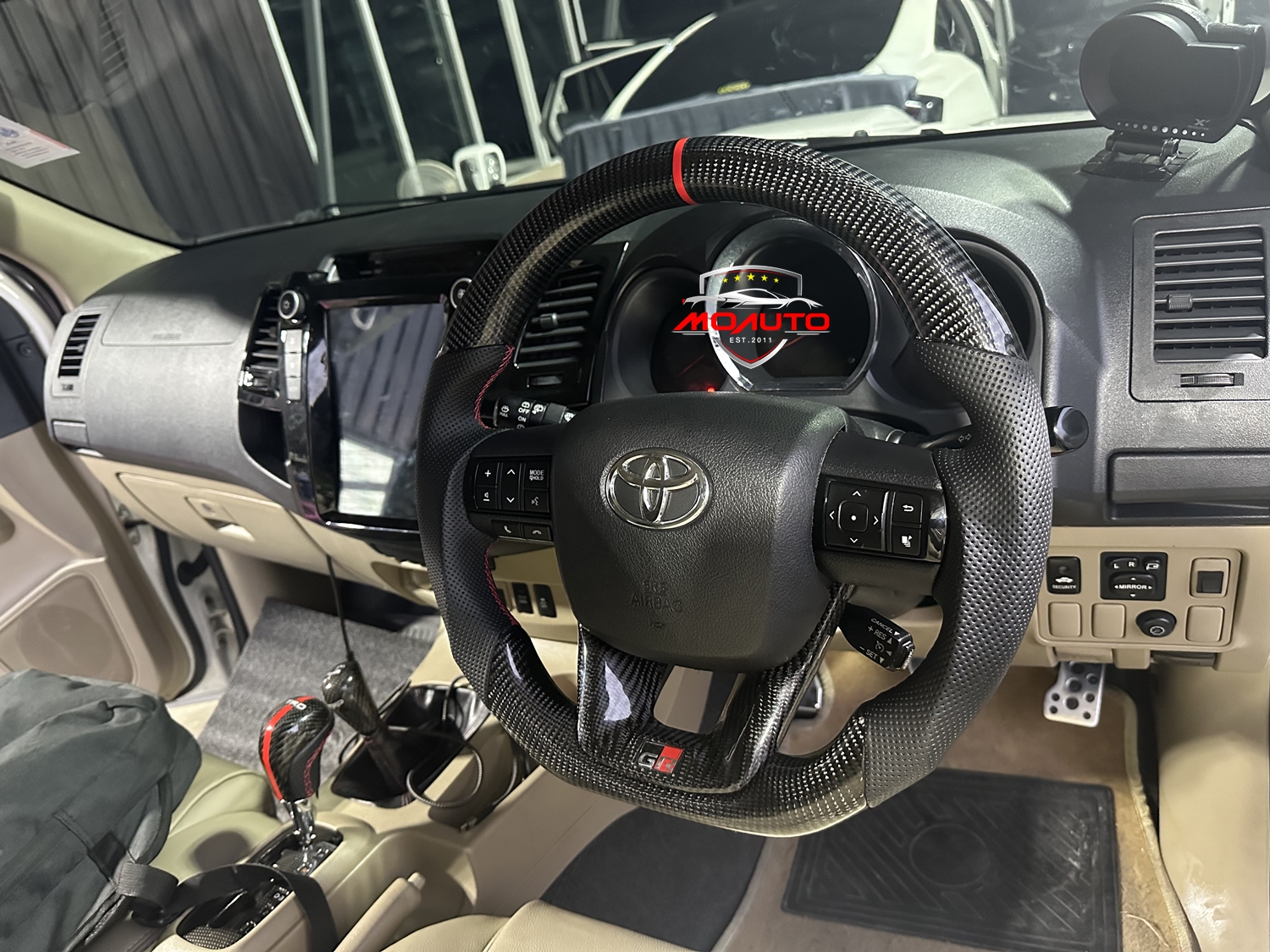 พวงมาลัยคาร์บอนแท้ Fortuner / REVO 2005-2024