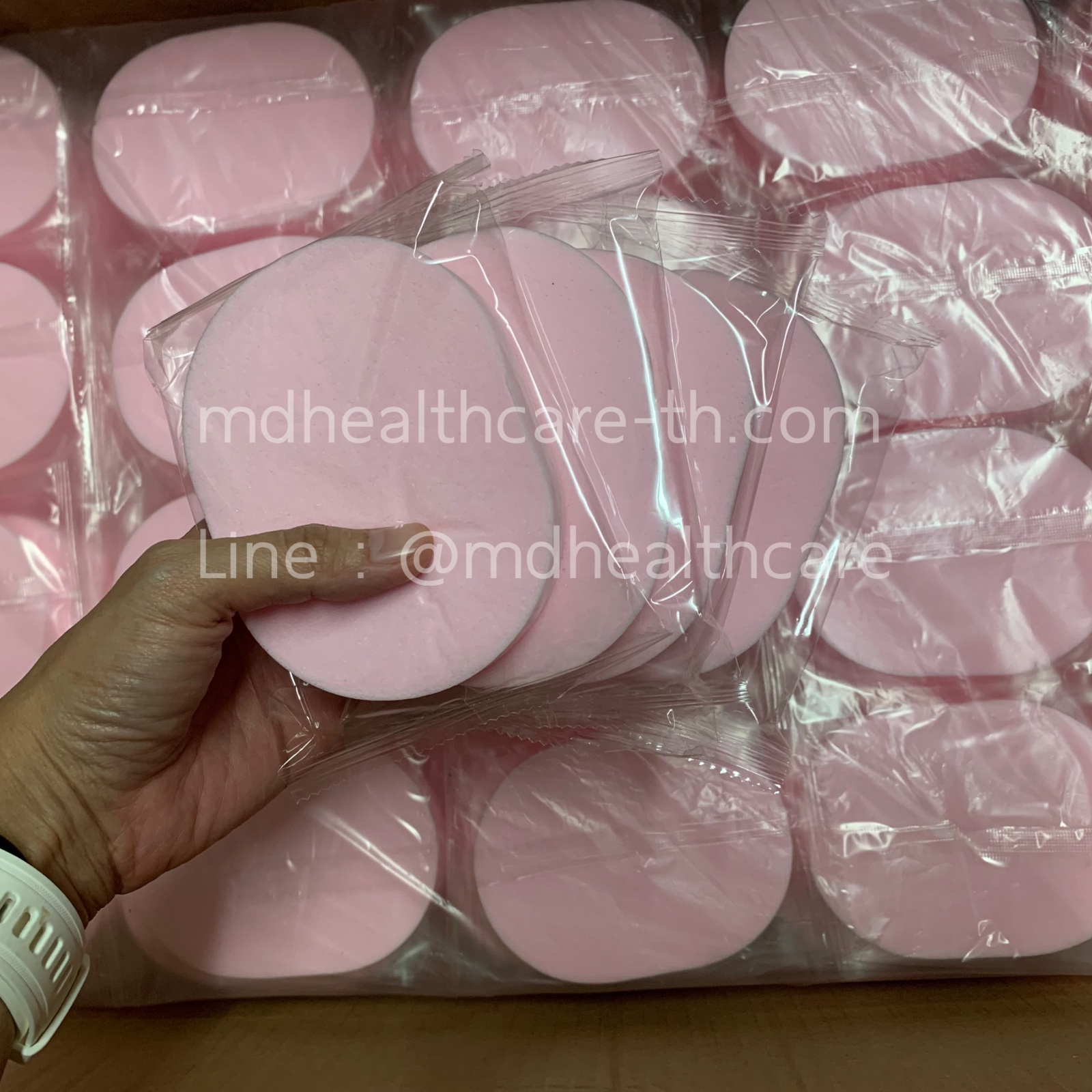 (1ชิ้น)ฟองน้ำล้างหน้า-หนา1.2-1.3cm เนื้อละเอียดนุ่มแน่น เกรดA พร้อมส่งสีชมพู***ไอน้ำในถุงฟองน้ำช่วยให้ฟองน้ำยืดหยุ่นไม่แข็งตัวเท่านั้น