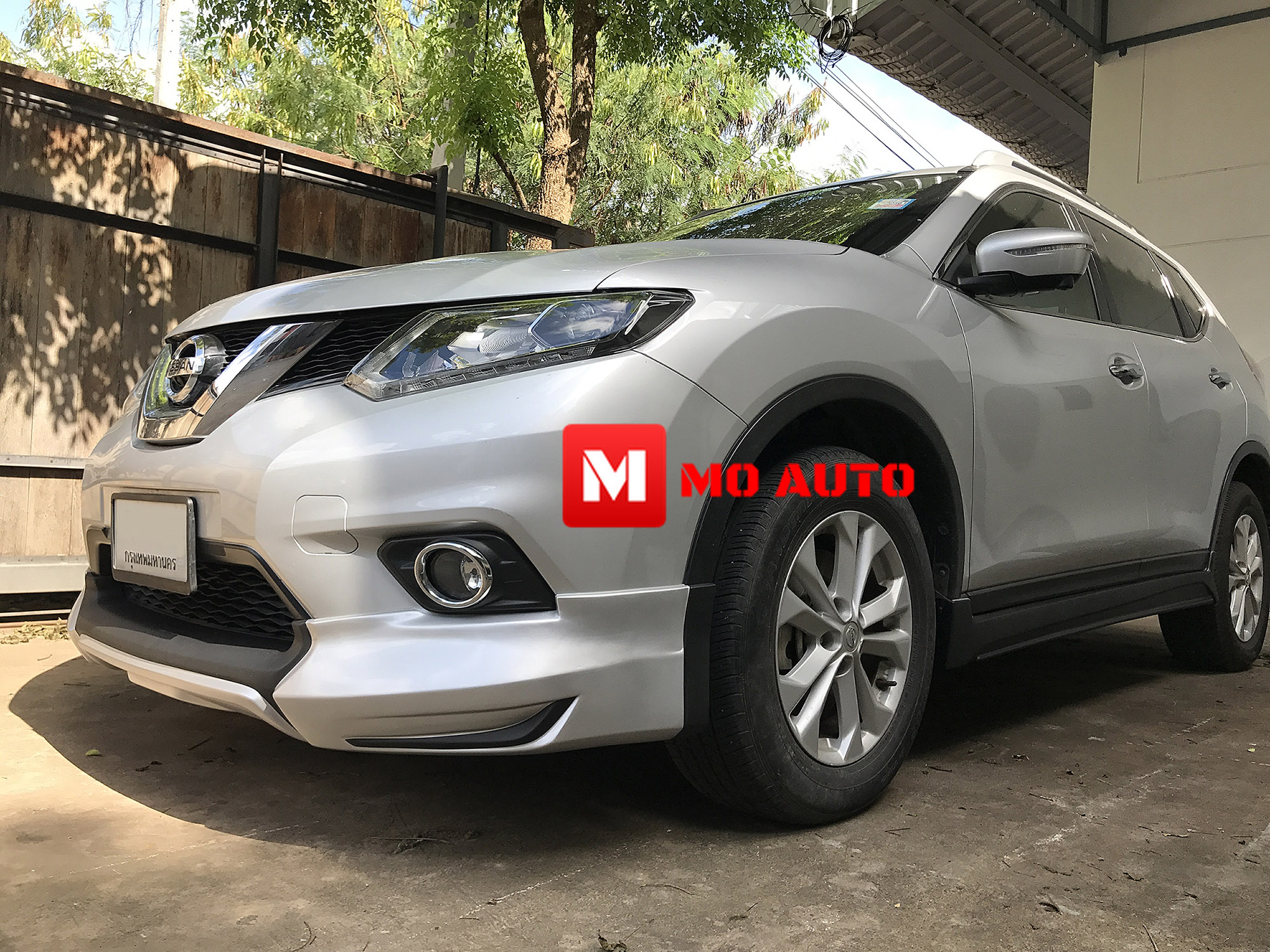 ชุดแต่งสเกิร์ตรอบคัน R&R X-trail