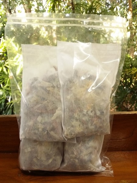 สมุนไพร "เห็ดสามอย่าง" (อบแห้ง)