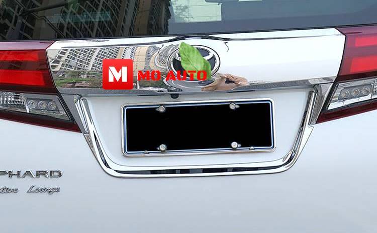 ครอบป้ายทะเบียนท้าย ALPHARD / VELLFIRE MC