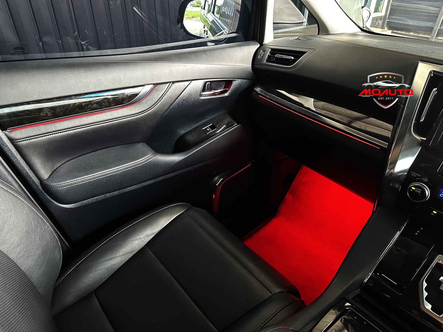 ไฟ Ambient light ตรงรุ่นสำหรับ ALPHARD / VELLFIRE 2016-2023