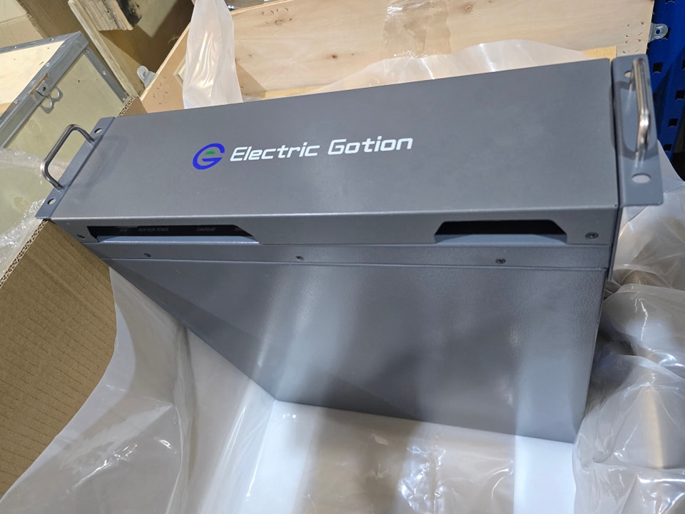 แบตเตอรี่ลิเธียมไอรอนฟอสเฟต LiFePO4 แบบ Rack Type ยี่ห้อ Electric Gotion ขนาดความจุ 100Ah 51.2V