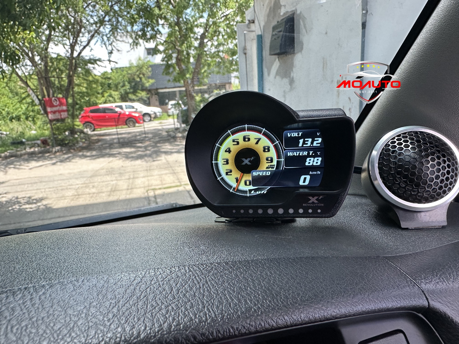 เกจวัด OBD2 Lufi XF Revolution Smart Gauge รุ่น TOP