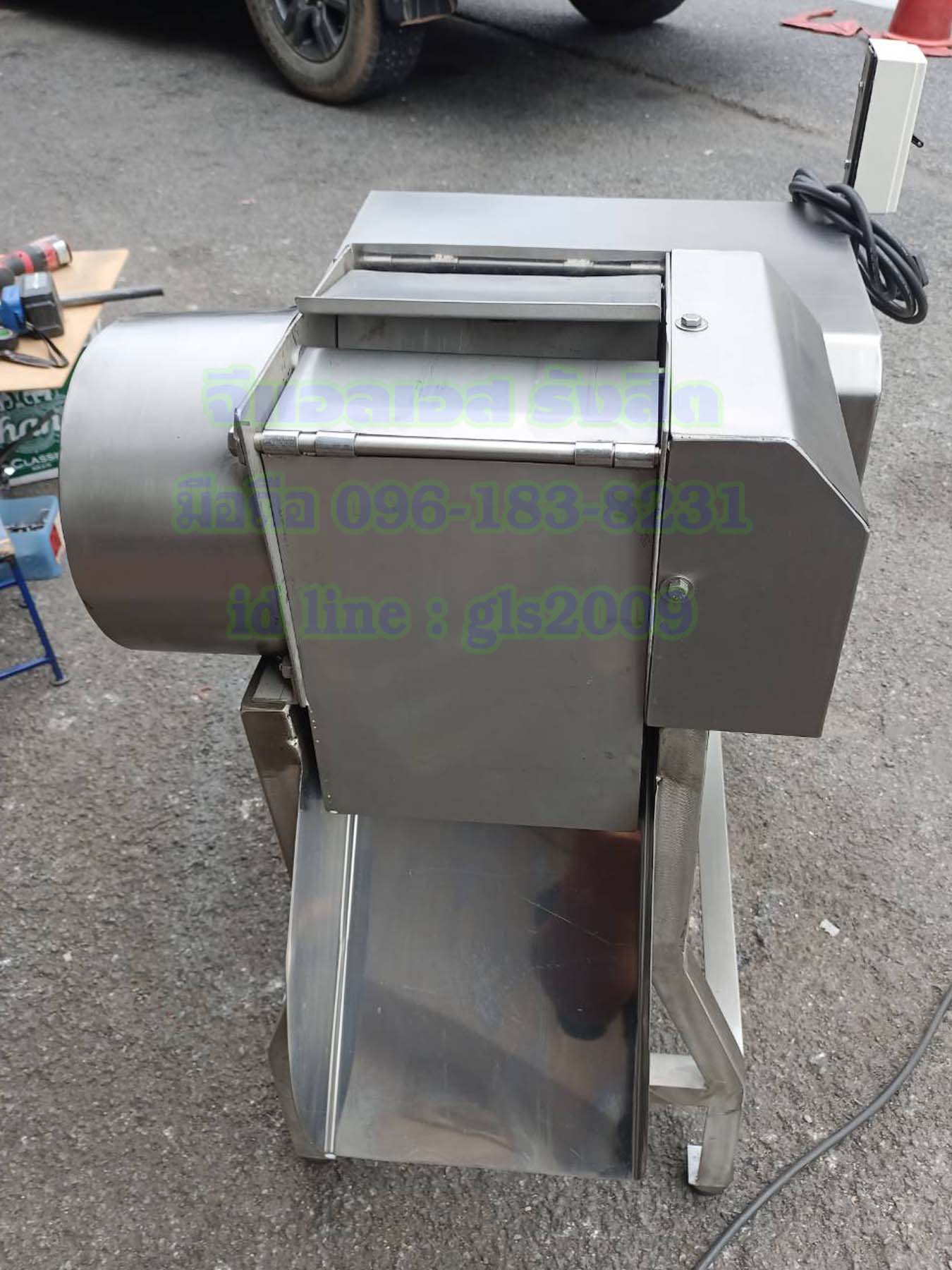 เครื่องขูดมะพร้าวสแตนเลสขาตั๊กแตน