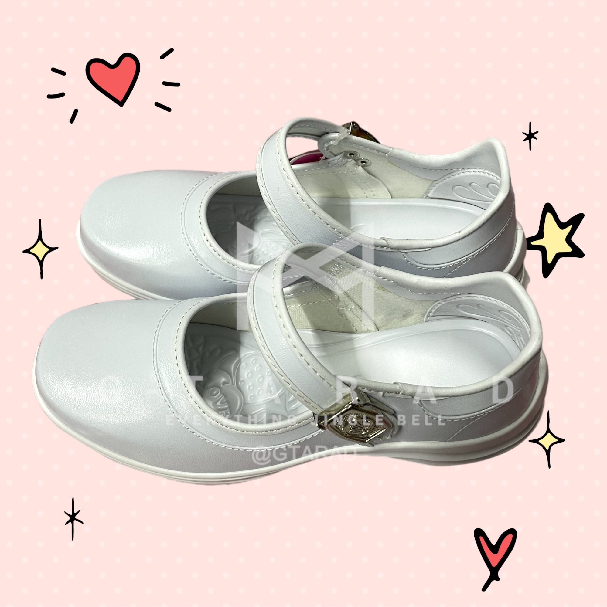 รองเท้านักเรียนหญิงป๊อปทีน รุ่นหัวใจ สีขาว No.32-42 ใหม่ล่าสุด