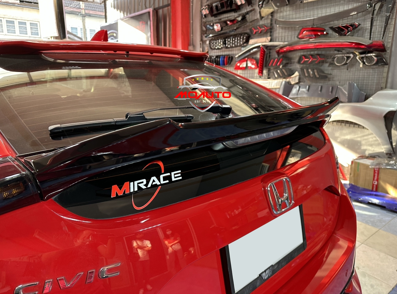 สปอยเลอร์ฝากระโปรงท้ายดำเงา CIVIC FK