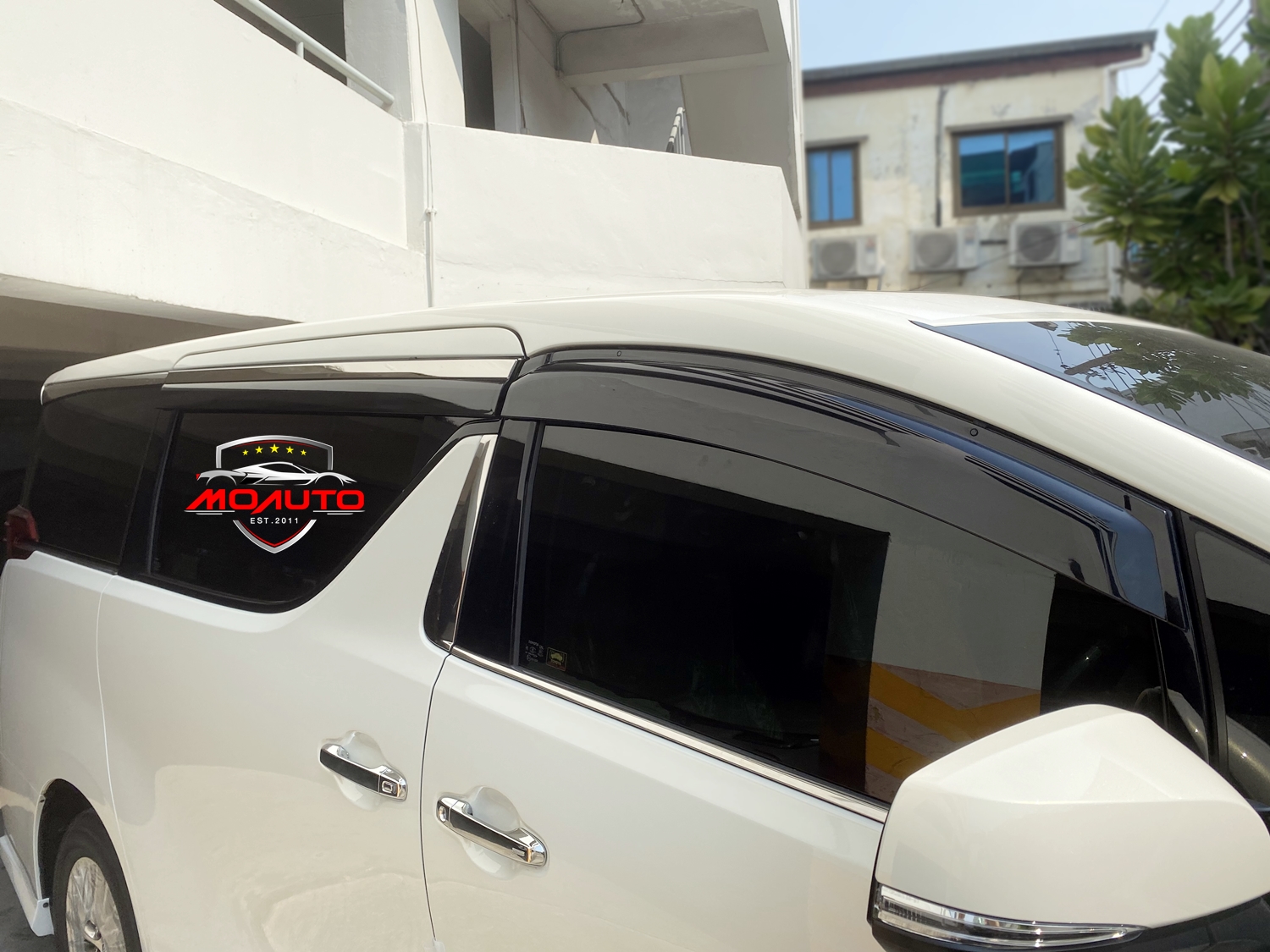 กันสาดสแตนเลท ALPHARD / VELLFIRE MC