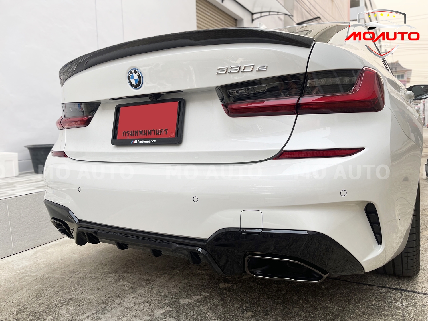 DIFFUSER ท้ายททรง M340i + ปลายท่อใบไม้คู่ BMW G20