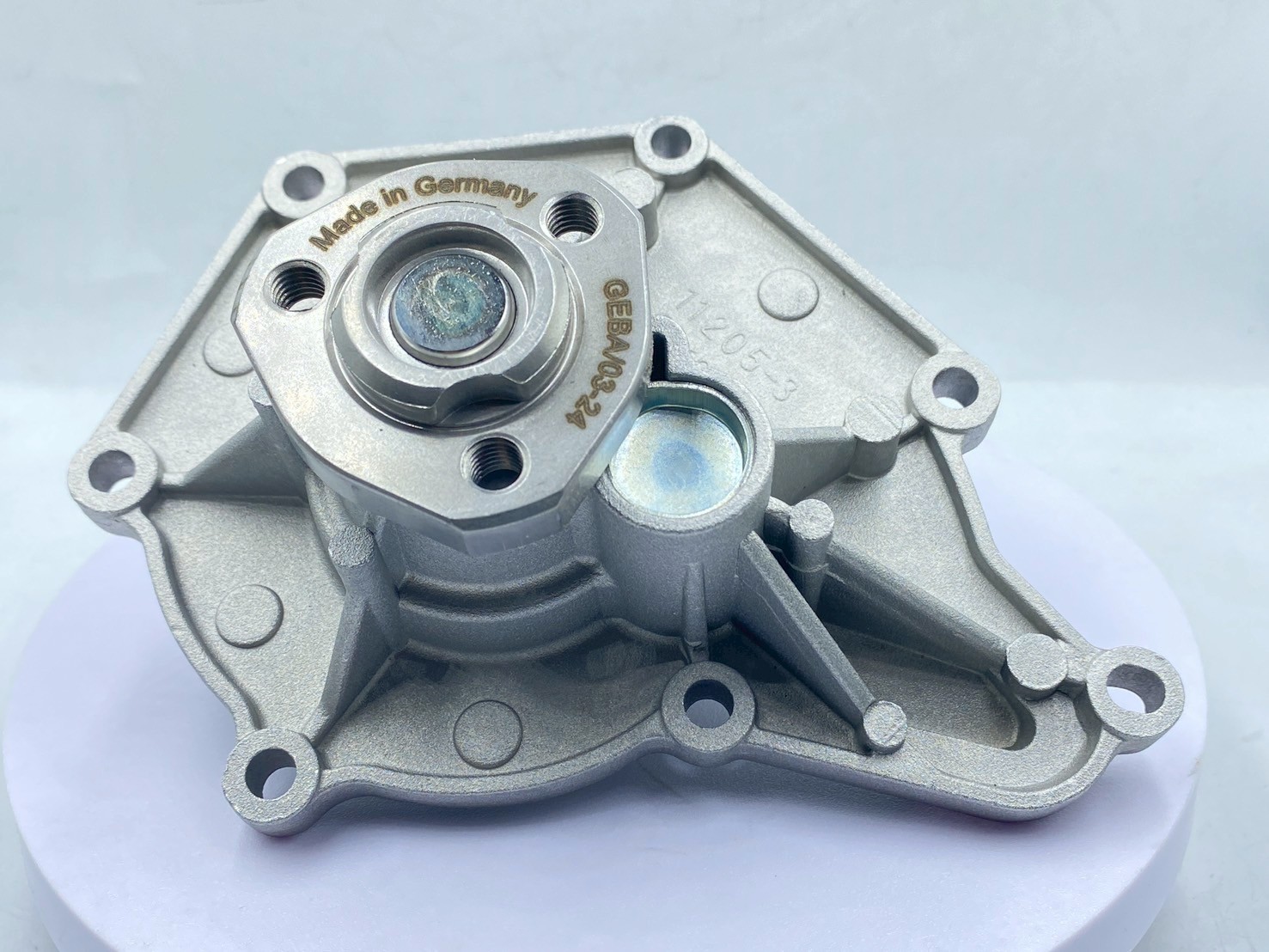 GEBA ปั๊มน้ำ Cayenne 3.0 ดีเซล / ยี่ห้อ GEBA / 95810603311 95810603312 95810603320 95510603310 95510603311 95810603310