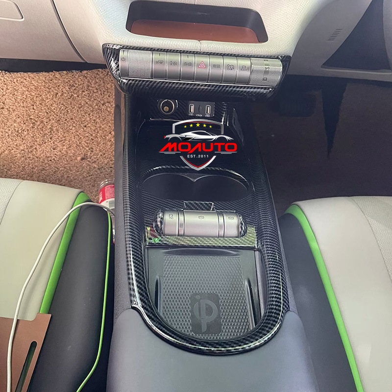 ครอบคาร์บอนภายในห้องโดยสาร BYD DOLPHIN