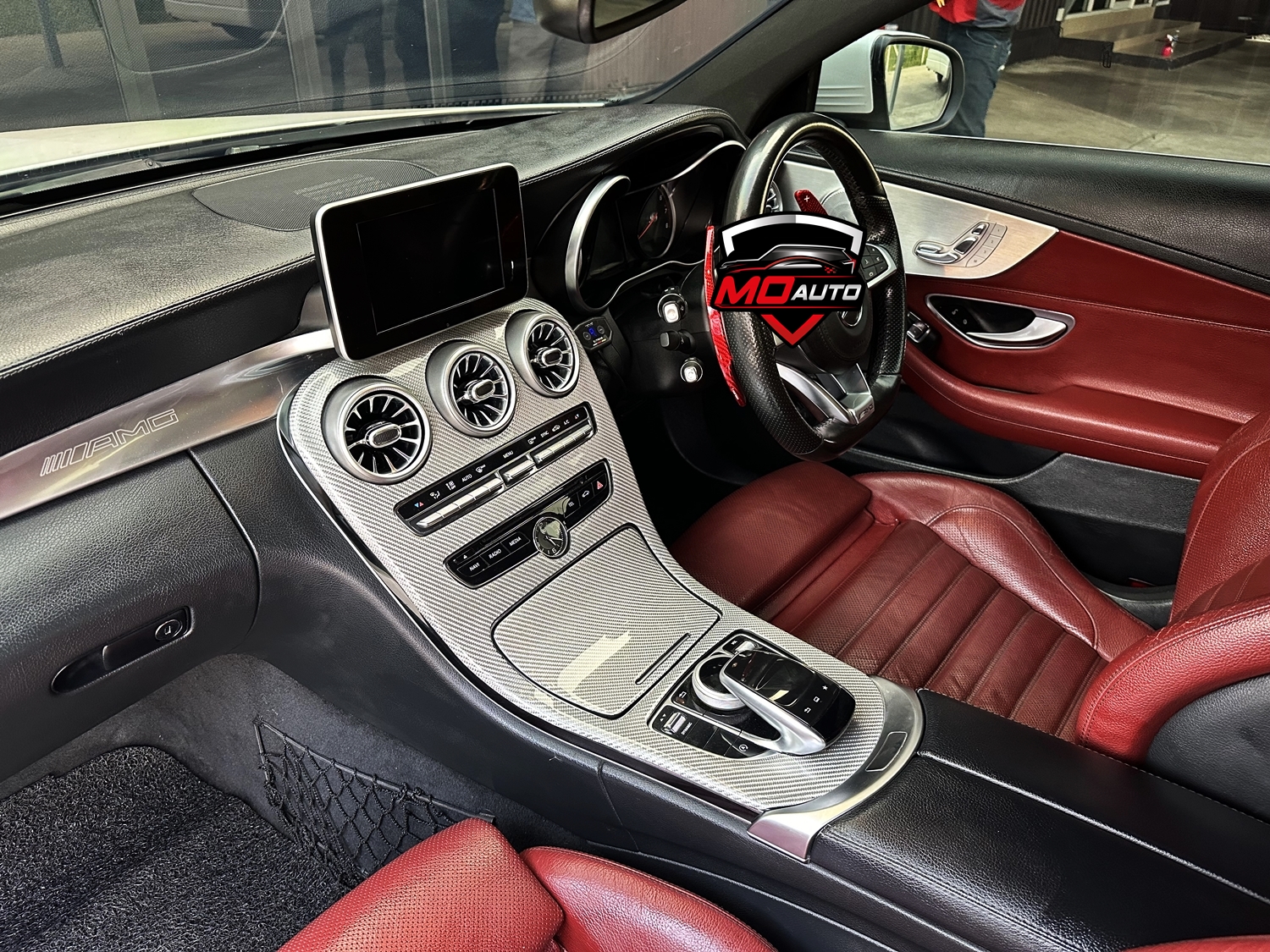 คอนโซลกลางคาร์บอนขาว C250 C200 Coupe W205