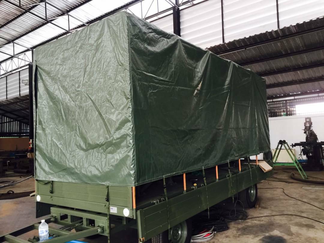 ผ้าใบกันฝน ขนาดกว้าง 10m x ยาว 4m ผ้าใบคลุมสินค้า ผ้าใบกันน้ำ ผ้าใบกันแดด ผ้าใบคูนิล่อน ผ้าใบโรงงาน ผ้าใบอุตสาหกรรม ผ้าใบคลุมเครื่องจักร ผ้าใบเต็นท์ ผ้าใบคลุมสระน้ำ ผ้าใบคลุมกองดิน ผ้าใบนิคมอุตสาหกรรม ผ้าใบรถระบะ ผ้าใบคลุมรถสิบล้อ ผ้าใบกูบรถไฟ ผ้าใบรถบรรท