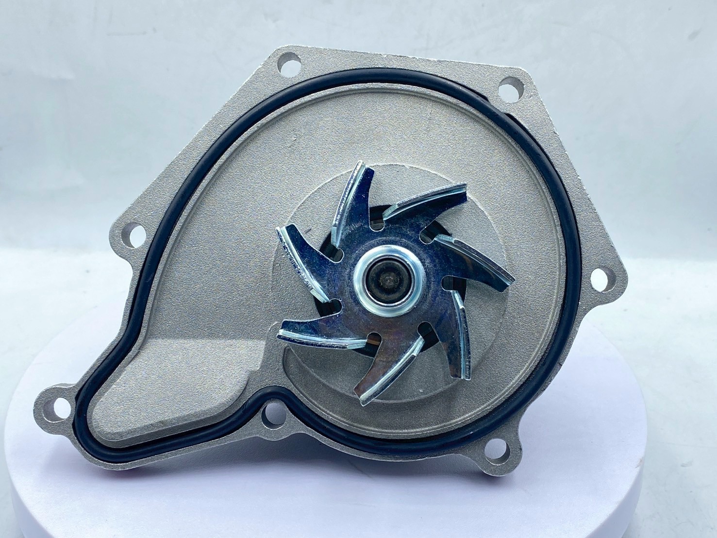 GEBA ปั๊มน้ำ Cayenne 3.0 ดีเซล / ยี่ห้อ GEBA / 95810603311 95810603312 95810603320 95510603310 95510603311 95810603310