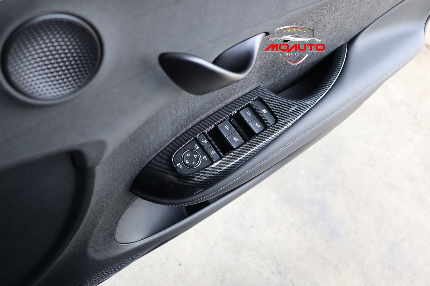 ครอบคาร์บอนภายในห้องโดยสาร BYD DOLPHIN