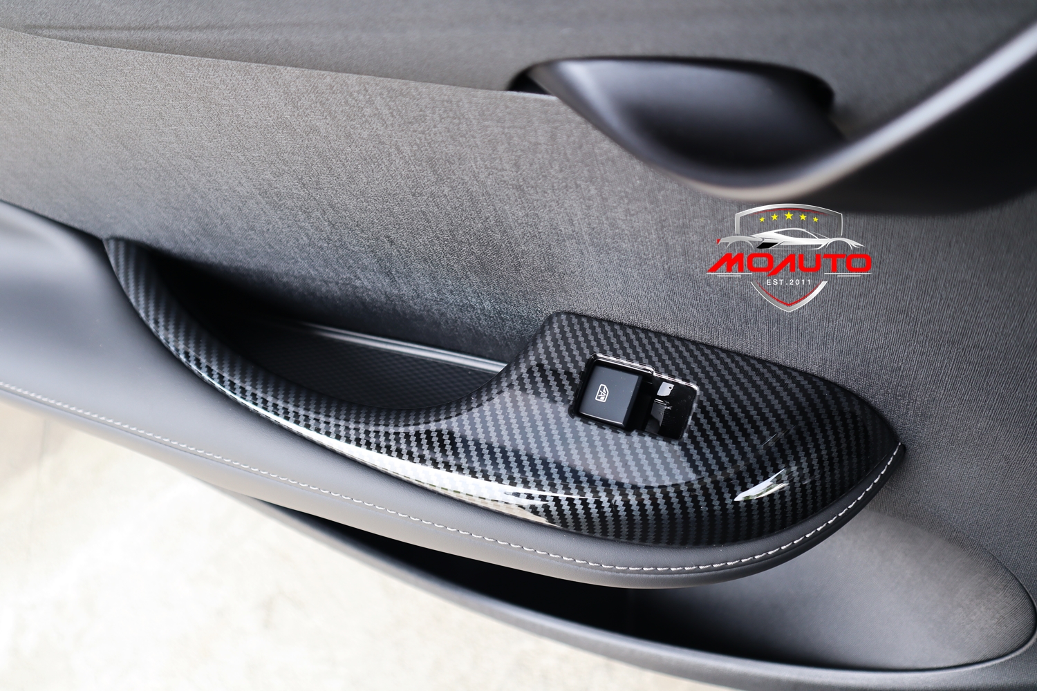 ครอบคาร์บอนภายในห้องโดยสาร BYD DOLPHIN