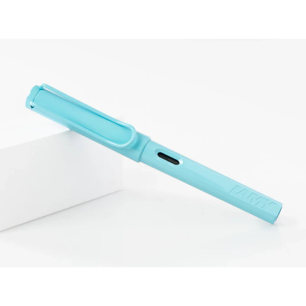 Lamy Safari Aqua sky Fountain Pen 2023 Special Edition