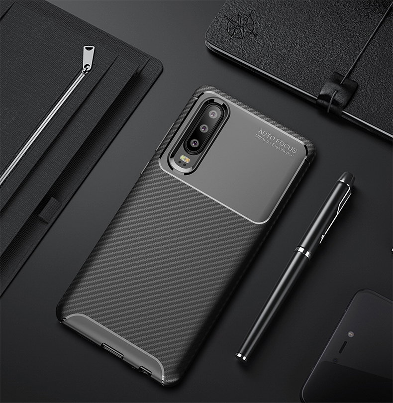 Case Huawei P30 # Pre-Order * เคสคาร์บอนไฟเบอร์ ส่วนด้านในออกแบบระบายความร้อน *