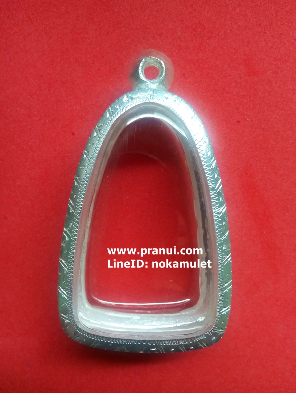 ตลับเงินแกะลาย ใส่ ลป.ทวด เตารีด หัวมน