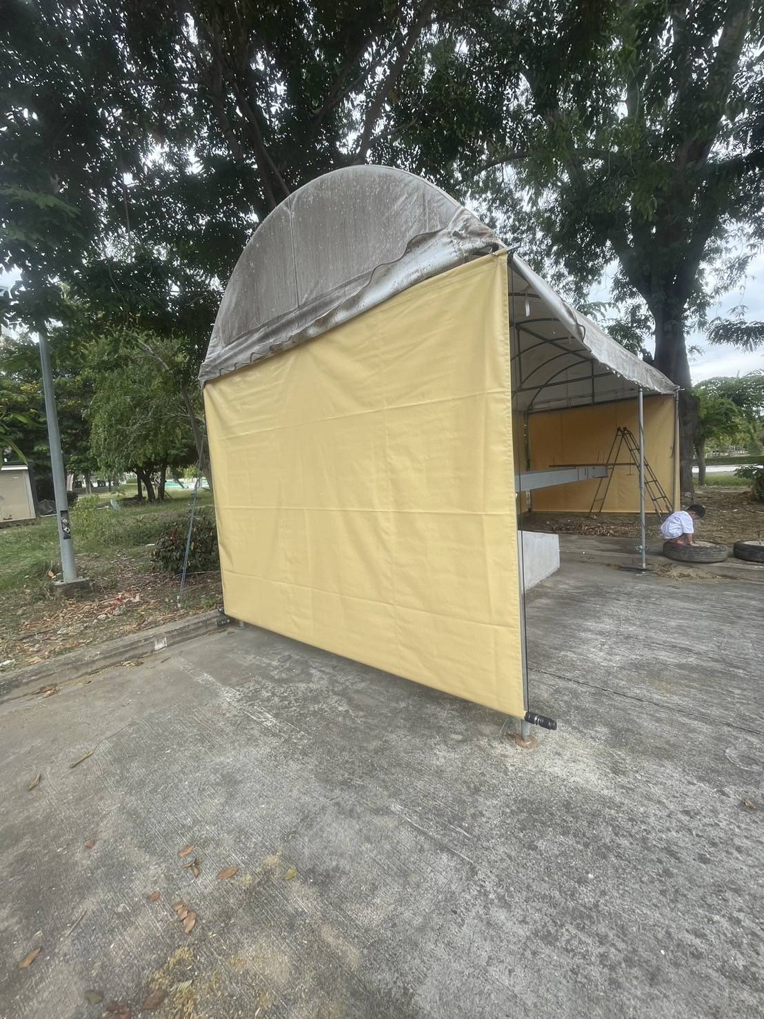 MKP TenT ผ้าใบชักรอก กว้าง 1เมตร สูง 1 เมตร (ไม่รวมเสาค้ำ) กันสาดผ้าใบ ชักรอกผ้าใบ ผ้าใบม้วนขึ้นลง ผ้าใบม้วนเก็บได้ มีทุกสี ขาว เทา ดำ น้ำเงิน แดง เขียว เหลือง ฟ้า ครีม ม่วง 1m x 1m