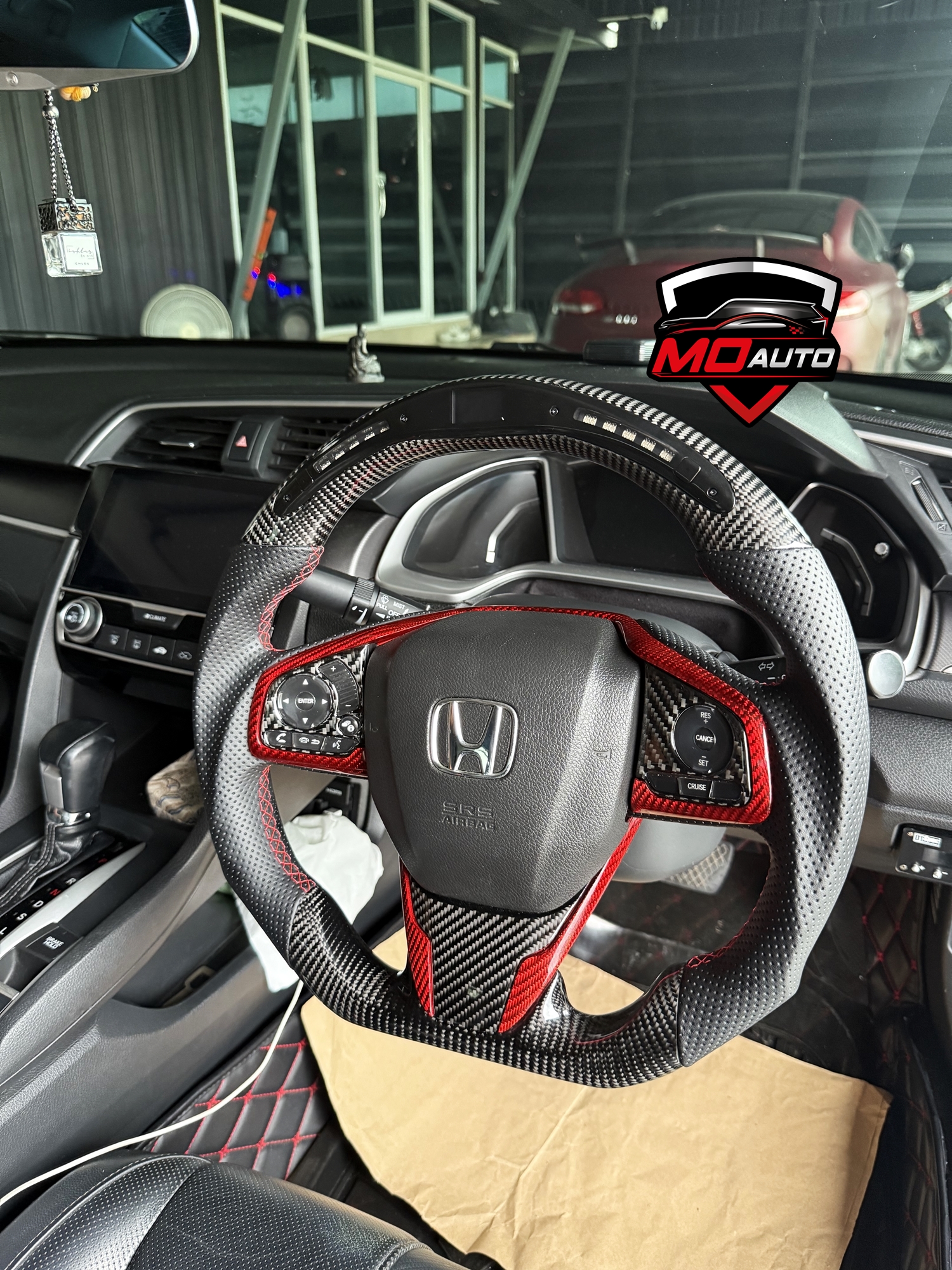 พวงมาลัย LED คาร์บอนแท้ พร้อมหน้าจอแสดงผล CIVIC FC / FK