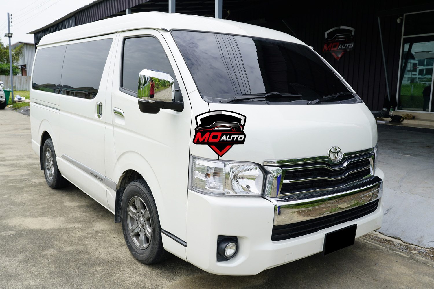 กระจกมองข้างรถตู้ ทรง Majesty สำหรับ Hiace 200 / COMMUTER / VENTURY