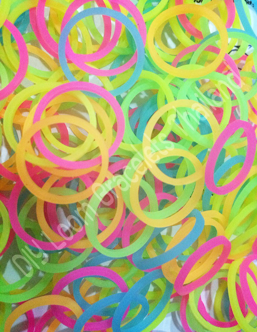 หนังยางถัก Loom band Glow in the Dark คละสี 100% Silicone ( GM )