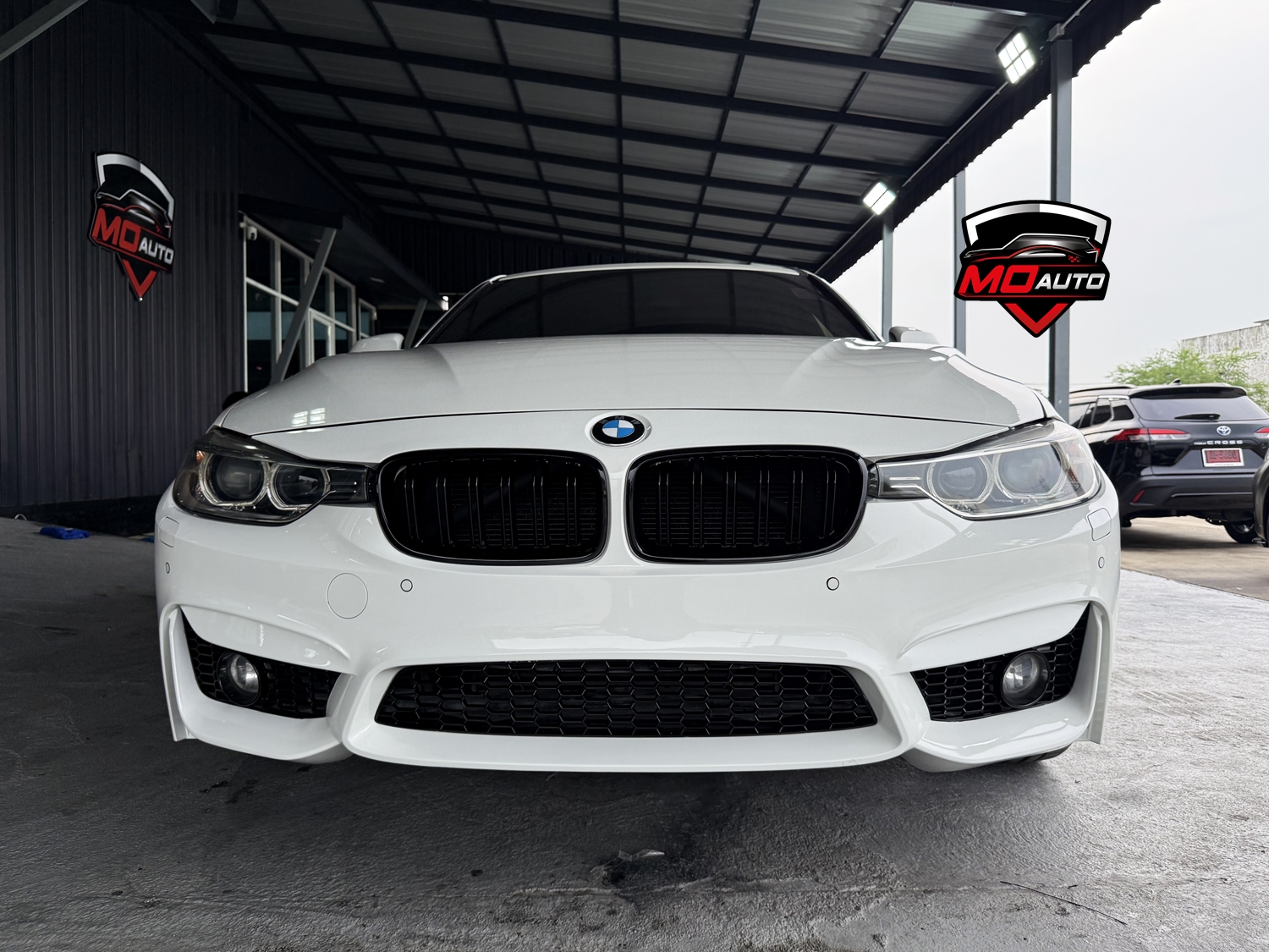 ชุดแต่งรอบคัน ทรง M3 สำหรับ BMW F30