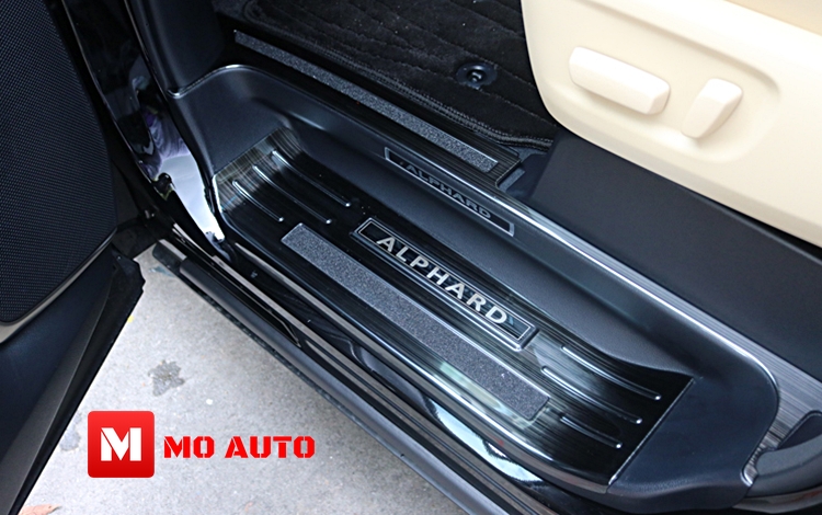 สคับเพลทกันรอย ดำเงา V2 ALPHARD / VELLFIRE MC