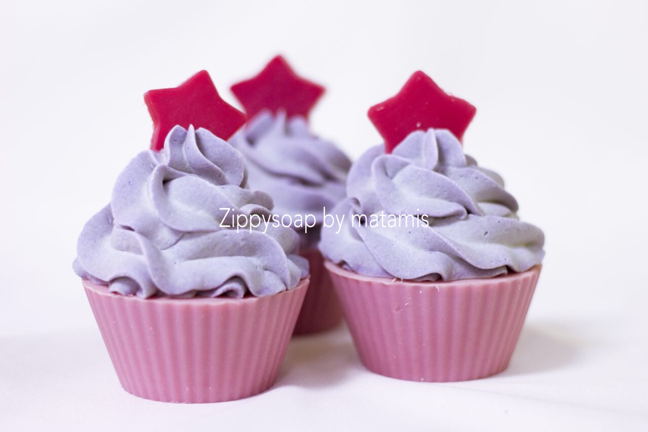 เบสสบู่วิปปิ้งครีมทำหน้าคัพเค้ก whipping cream soap base 900 g 004822