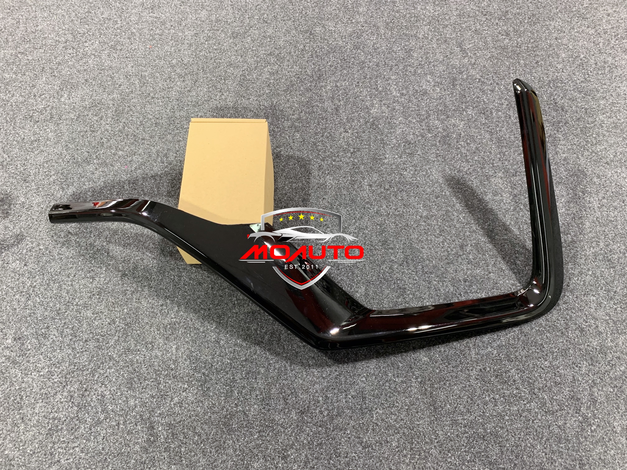 คิ้วกระจังหน้าล่าง CR-V G5 MC 2020