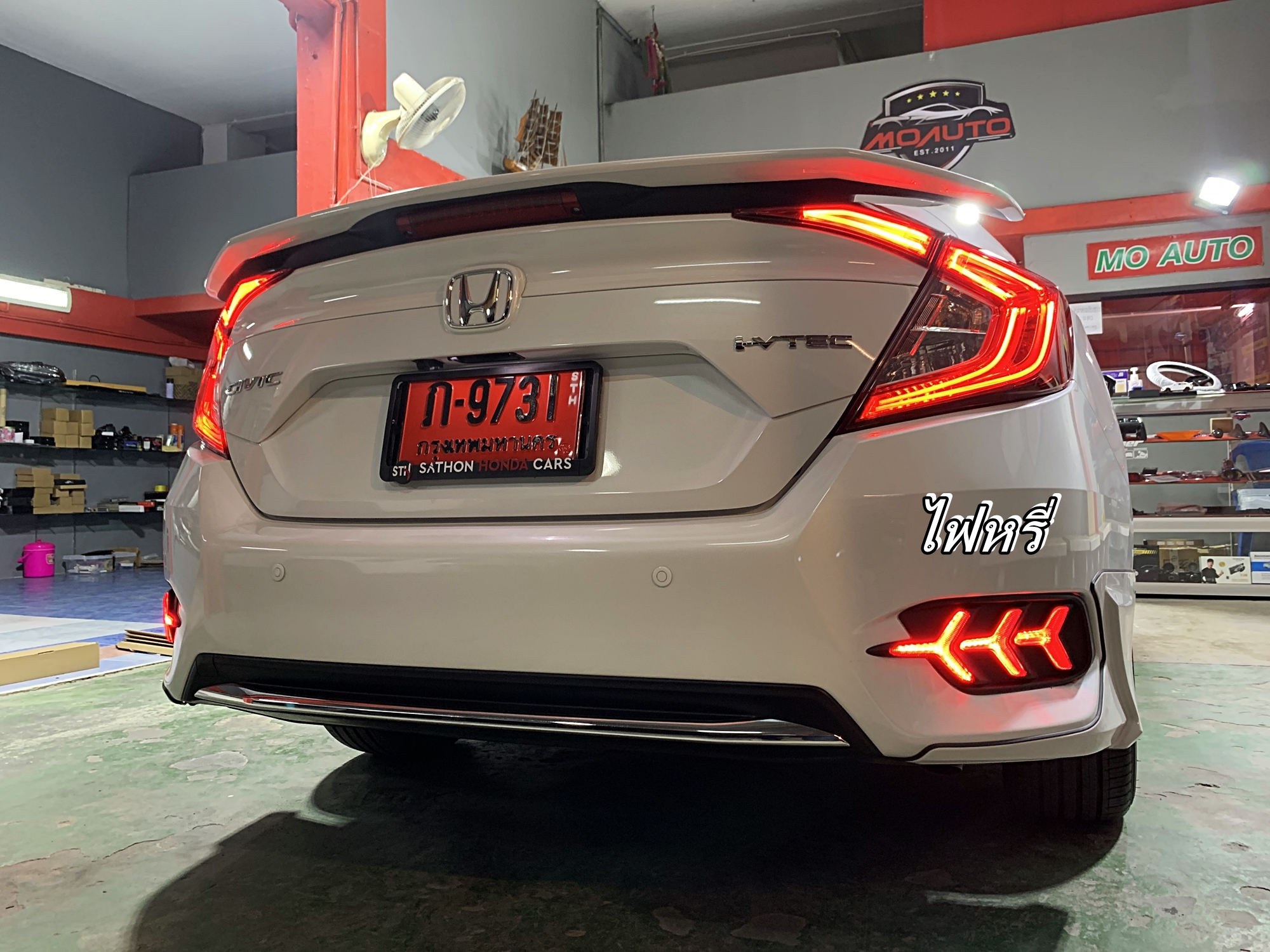 ไฟเบรคกันชนท้าย Lamborghini Style Civic FC 2016-2021