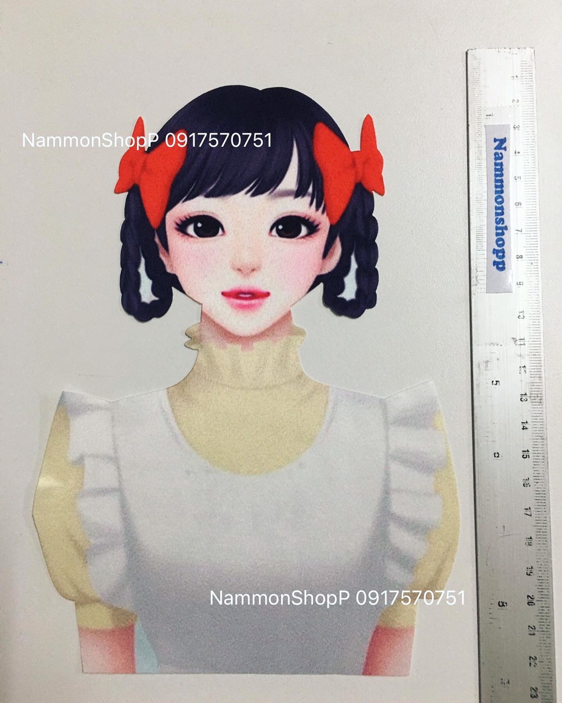 ผู้หญิงตกแต่งไม่มีกาวรีด