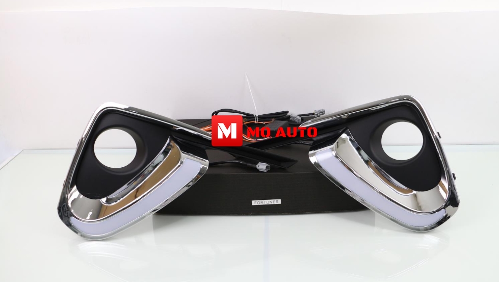 ไฟเดย์ไลท์กันชนหน้า New Fortuner