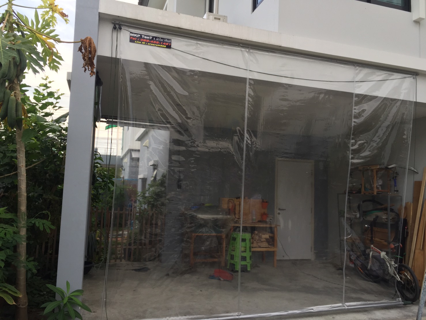 ผ้าใบชักรอกใส ขนาด 2 m x 5 m (ไม่รวมเสาเหล็กค้ำยัน) ผ้าใบสีใส โปร่งใส ผ้าใบกันสาดแบบใส ผ้าใบกันฝนโปร่งใส ผ้าใบม้วนกันฝนแบบใส ผ้าใบม้วนกันแดดสีใส clear ใส