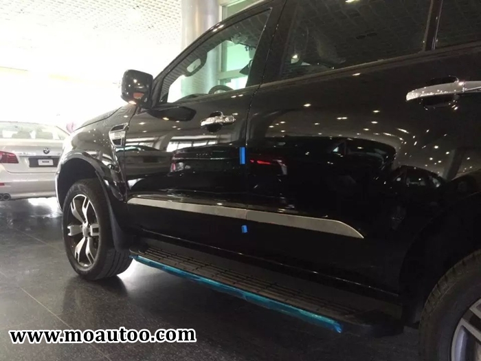 กันกระแทกข้างประตูสแตนเลท Ford Everest