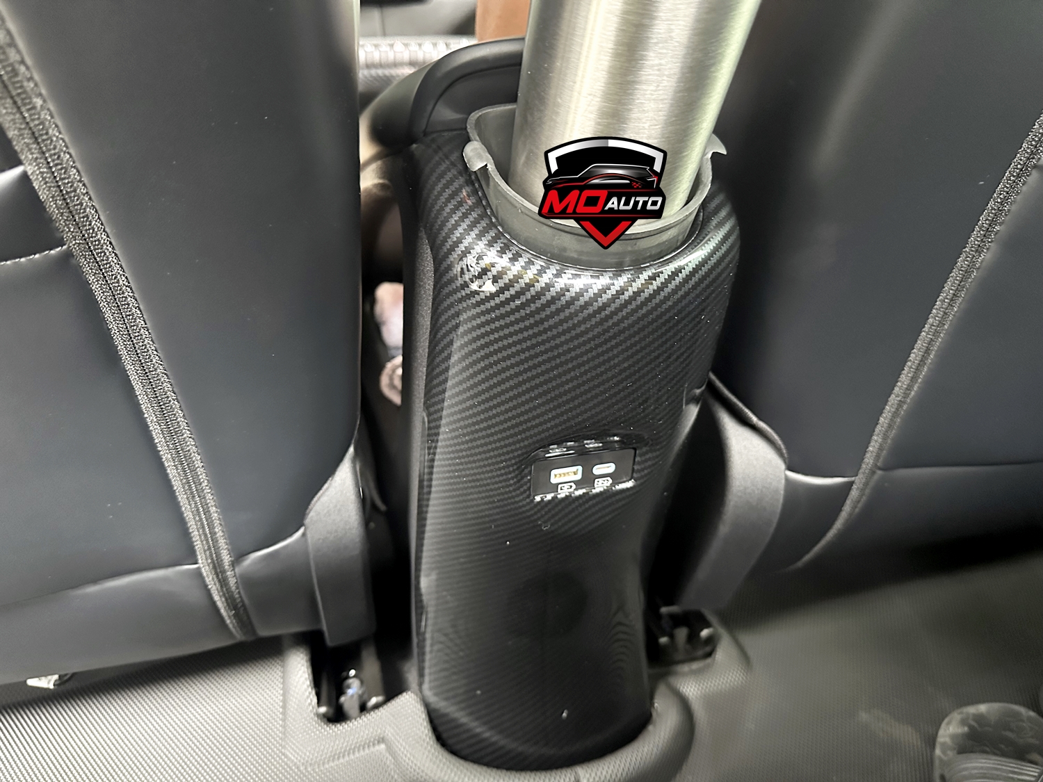 ครอบคาร์บอนภายในห้องโดยสาร BYD DOLPHIN