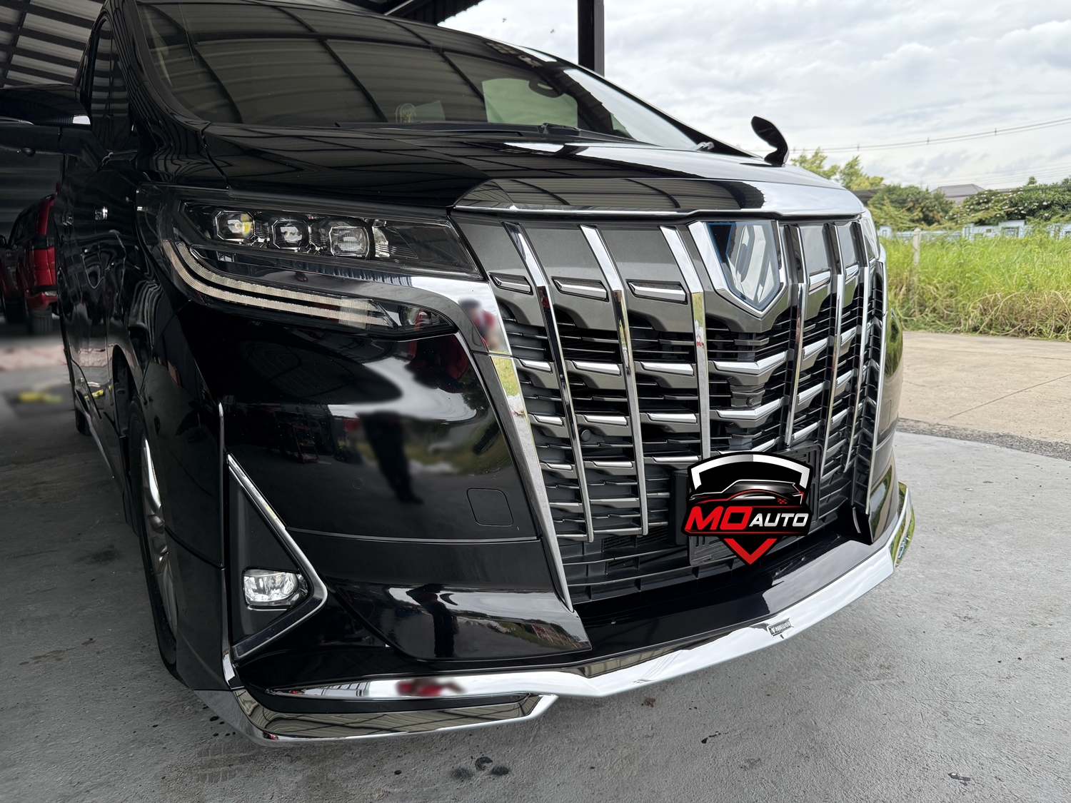 ชุดแต่งรอบคัน ALPHARD 30 HYBRID X ทรง Modellista