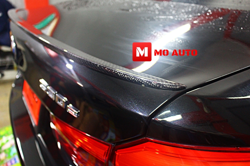 สปอยเลอร์ฝากระโปรงท้าย BMW G30 Carbon ทรง M5