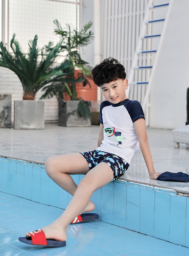 ชุดว่ายน้ำ ลายฉลาม ไซส์ 2XL